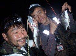 南芦屋浜、梅雨らしく小雨降る中でチニング