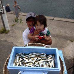 マリーナシティ海釣り公園 サビキで豆アジ200尾!ファミリーにオススメ
