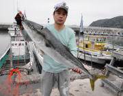 メーター級のブリでました♪