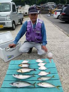 本日は沖一文字でイサギ、ゴマサバなどが釣れ…