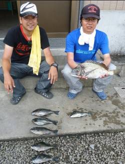 15日：紀州釣りで良型チヌ・グレの釣果 i…