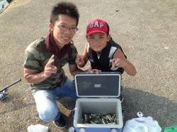 今日も食コン豆アジ爆釣でらんらんるー☆ミ