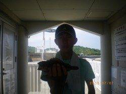 姫路市立遊漁センター 探り釣りでアコウ23㎝☆