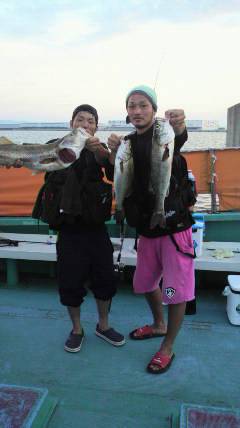 沖一文字白灯　ルアーシーバス好調☆