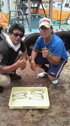 岸和田一文字、アジとタコの釣果