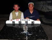 黒島の磯・筏で納得サイズのアオリイカ