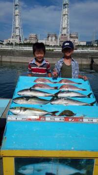 マリーナシティ海洋釣り堀　 マダイ＆ハマチ…