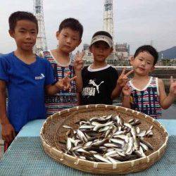 マリーナ海釣り公園、サビキでアジ☆KIDS釣果☆