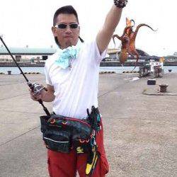 助松埠頭　日中のオクトパッシングでタコ〜300g11匹