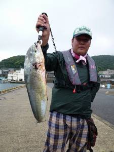 アジの呑ませ釣りでシイラGET☆沖一文字