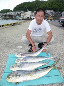 神谷沖一文字　ルアーでシイラ楽しめる