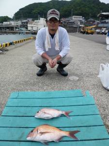 神谷沖一文字でのカゴ釣り、イサギにサバに大物マダイ