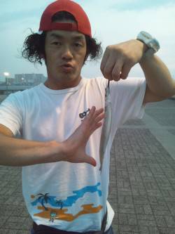 天保山で夕まづめにサビキでサヨリ♪