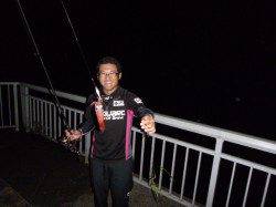 イカ王子ケンサキイカをＧＥＴ・神戸ハーバー店