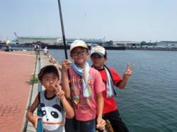 なぎさでアジにキス♪　泉大津RT10日昼