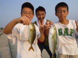 空港　ツバス筆頭に魚種豊富