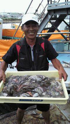 沖一文字で全部でタコ8kg！！