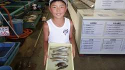 岩代浜　投げ釣りでキスのキッズ釣果