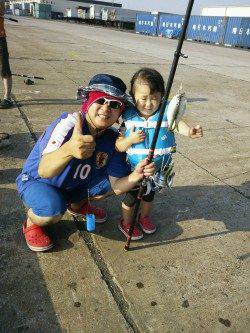 大阪南港アジ狙いで来たらコノシロ爆釣！