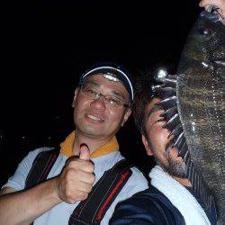 大阪南港　友人とのチニング釣行でチヌ41cm