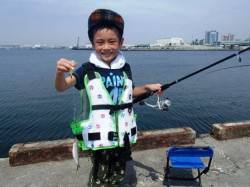 ☆小アジ釣れてます☆泉大津　昼ＲＴ　９日