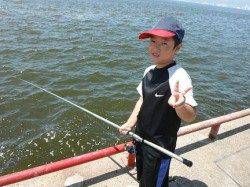 アジにママカリ！お昼の鳴尾海つり広場RT