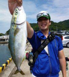 沖一文字内き　ルアーでツバス&カマス