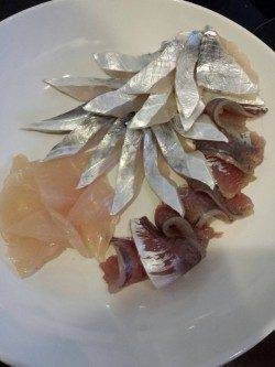 兵庫突堤で太刀魚釣り　快釣です♪