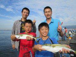 尼崎市魚つり公園　サビキのアジの他、サバ、サヨリ、ツバスも狙い目