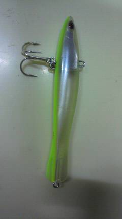 岸和田一文字　ルアーでタチウオ〜85cm5匹