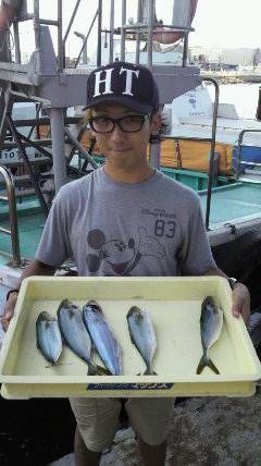 沖一文字北、ルアーでツバス＆サゴシをキャッ…