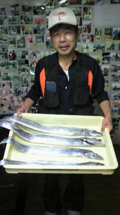 岸和田一文字　アジをエサにタチウオ〜90c…