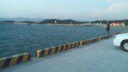 南塩谷でワインド、夕方の時合いに指2本半のタチウオ