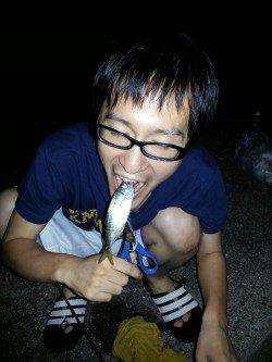 雑賀崎、渋い中アオリ一匹とアジ４匹でした！