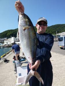飲ませでカンパチ70cm！神谷沖一文字内向…