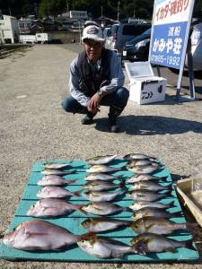 神谷沖一文字でのカゴ釣り　イサギ爆釣！