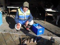 大磯でのオキアミフカセ釣り、グレ・アイゴ