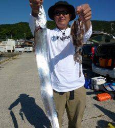 神谷沖一文字で太刀魚90cm！他エギでアオリも