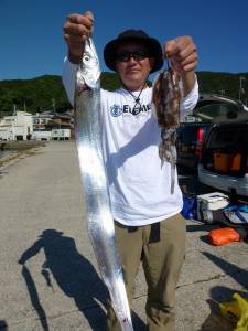 神谷沖一文字で太刀魚90cm！他エギでアオ…