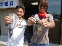 湯浅の磯、エギングで二人で10杯オーバーの…