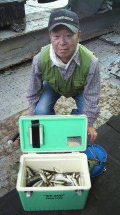 沖一文字白灯・沖の北　サビキ好調、アジ10…