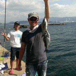 田ノ浦漁港　紀州釣りでチヌ☆　遠投でヒット