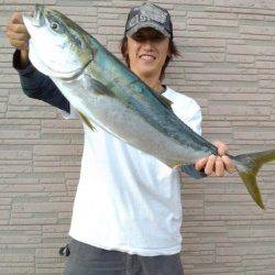 香住西港　ルアーでブリ85cm！サゴシも数狙える