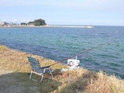 明神で投げ釣り　２人でキス１００匹を超える釣果