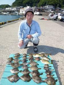 ずぼ釣りでカワハギにアイゴ他　〜ヒラバエで…