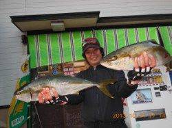 三尾の磯でフカセ釣り、ヒラマサ絶好調中♪