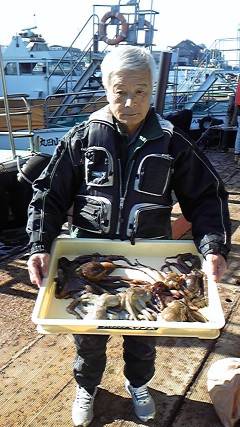 沖一文字で今日もタコ釣れています