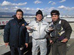 尼崎市魚つり公園　フカセでキビレ10尾　他アジなどの釣果