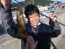 岩屋　のませでスズキ70cm！　明け方にはアオリイカも