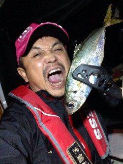 大阪南港27cmのデカアジ！！